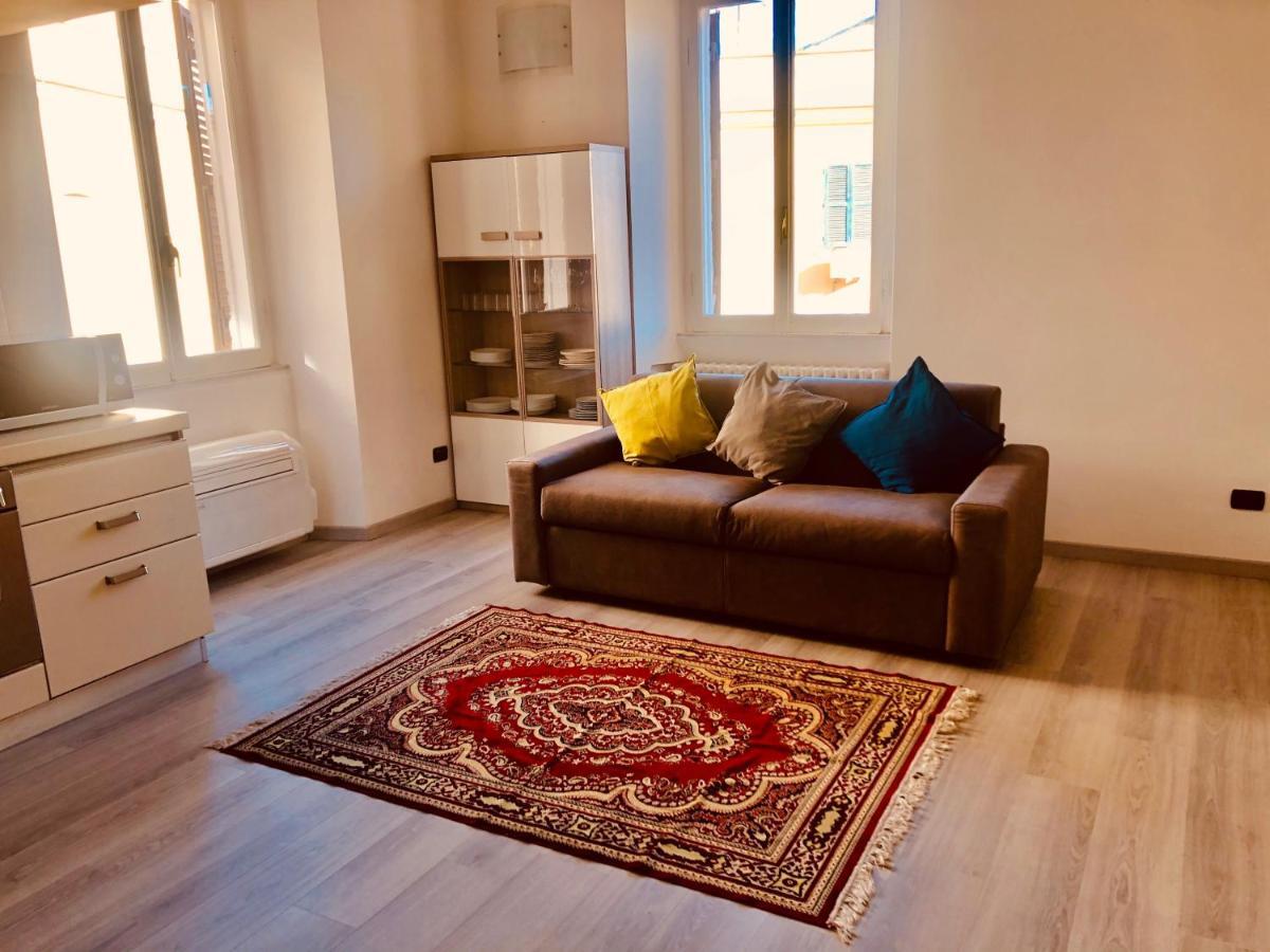 Heart Of Rome Vatican Deluxe New Apartment 1Gb Wifi Екстер'єр фото